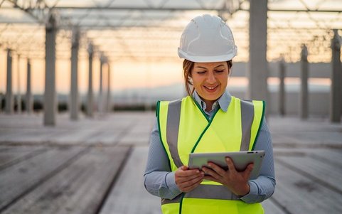 female worker doing energy monitoring